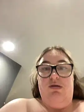 Rebecca Summer online show from November 29, 2025, 7:30 am