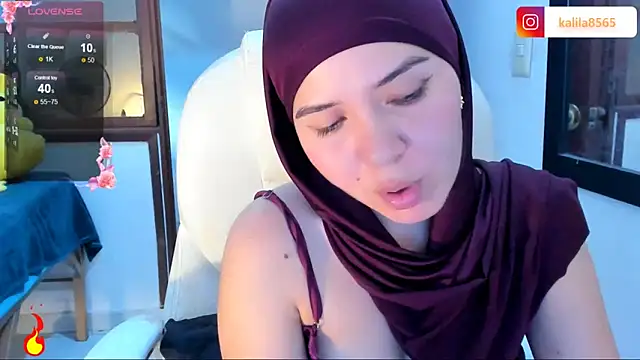 MatchedEyebrow online show from October 24, 2025, 9:03 pm