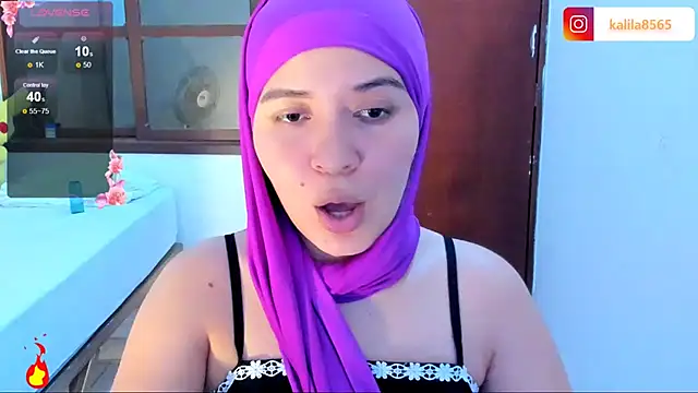 MatchedEyebrow online show from December 14, 2025, 9:20 pm