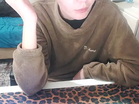 Snapshot of Laco-cO chatting on February 10, 2026, 8:52 pm Laco-cO online show from February 10, 2026, 8:52 pm