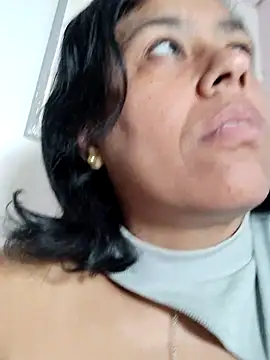 Snapshot of Molly_newman6 chatting on April 12, 2026, 11:24 am Molly newman6 online show from April 12, 2026, 11:24 am