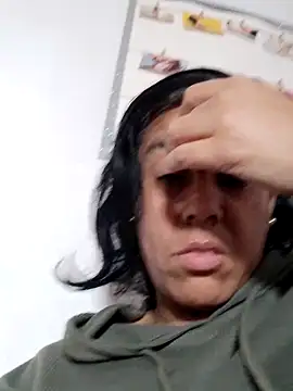 Snapshot of Molly_newman6 chatting on April 11, 2026, 11:08 pm Molly newman6 online show from April 11, 2026, 11:08 pm