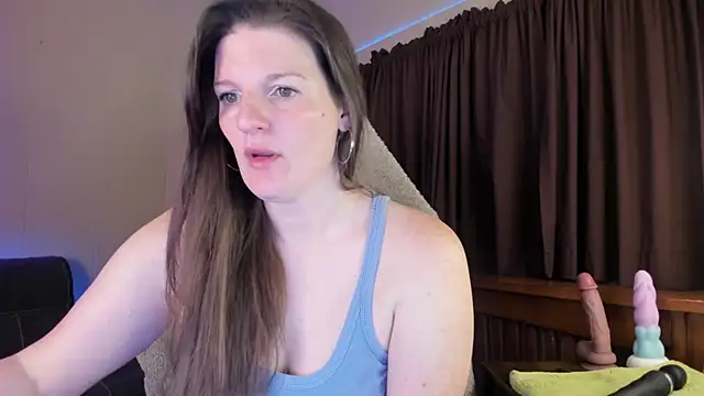 Kelly Carolina online show from December 2, 2025, 12:18 pm