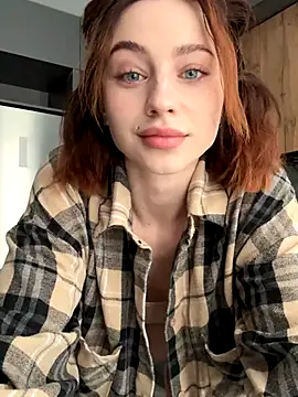 Snapshot of Camilla_Railian chatting on September 28, 2025, 12:23 pm Camilla Railian online show from September 28, 2025, 12:23 pm