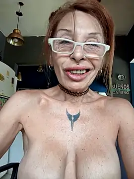 Snapshot of FrozenWaffle chatting on February 9, 2026, 3:21 pm FrozenWaffle online show from February 9, 2026, 3:21 pm