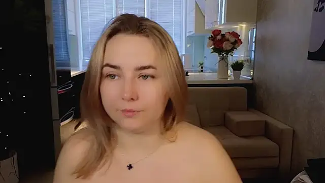 Mira Mermayd online show from March 27, 2026, 1:25 am