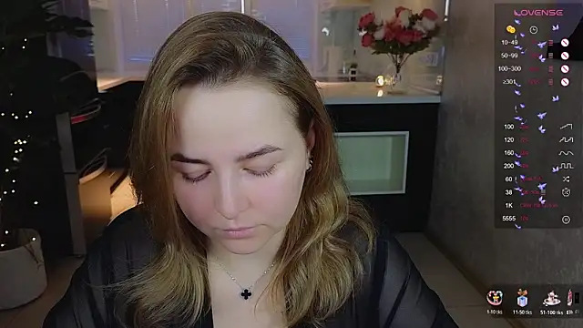 Snapshot of Mira_Mermayd chatting on February 13, 2026, 1:49 am Mira Mermayd online show from February 13, 2026, 1:49 am