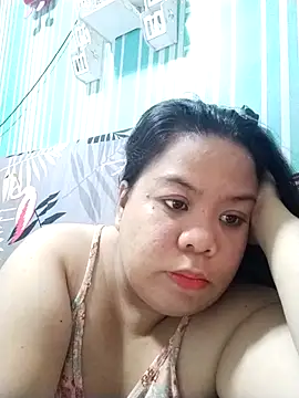 Snapshot of xxsweetshybabe chatting on October 15, 2025, 4:33 am xxsweetshybabe online show from October 15, 2025, 4:33 am