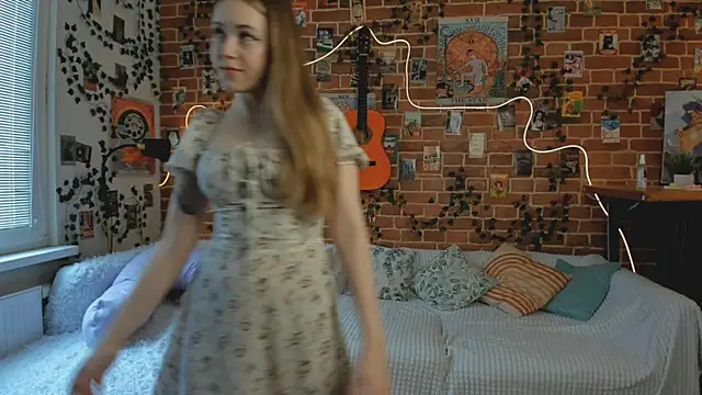 Snapshot of yamy_yamy_yamy chatting on February 18, 2025, 11:44 am yamy yamy yamy online show from February 18, 2025, 11:44 am