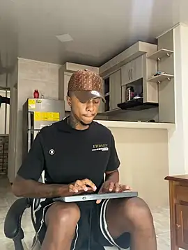 YeremiBrowm online show from April 3, 2026, 7:42 pm