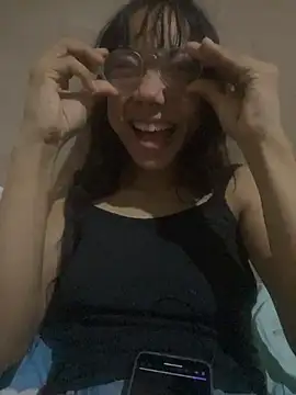 Karmakuro online show from December 20, 2025, 1:41 am