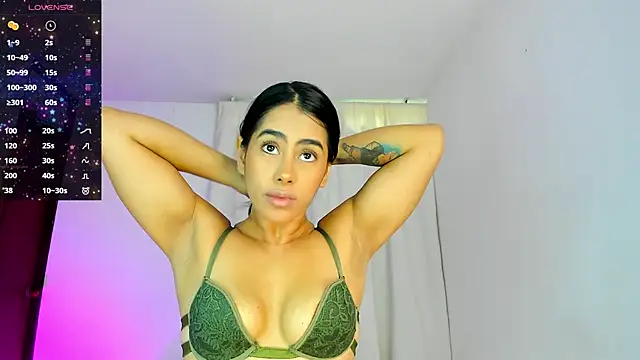 VioletaSotter online show from September 30, 2025, 12:22 pm