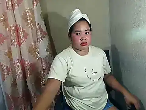 PinayGirl23 online show from December 2, 2024, 12:58 am