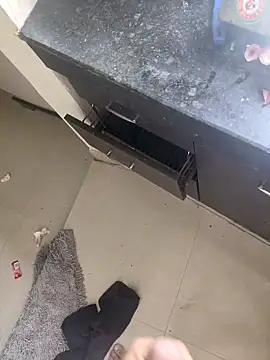 BiggDse online show from April 21, 2026, 6:09 am