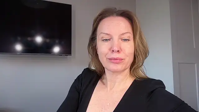 RachellAmazing online show from October 14, 2025, 12:17 pm