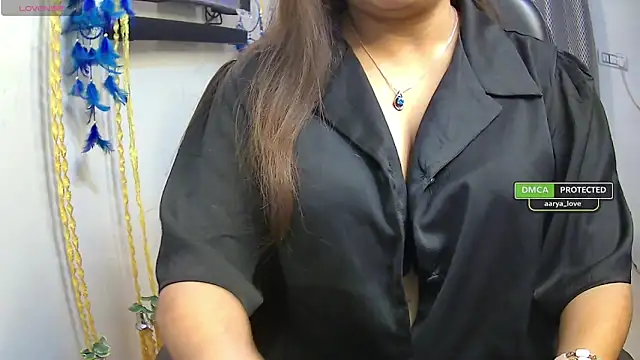 avav love online show from March 22, 2026, 1:01 pm