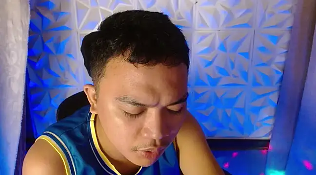 xsweetasian69x online show from March 21, 2025, 2:40 pm