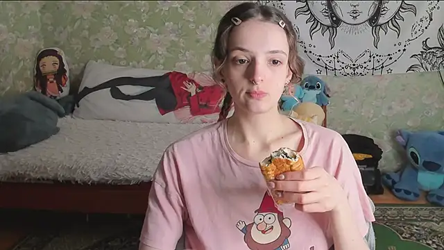 Cutie Adelia online show from April 15, 2026, 8:53 am