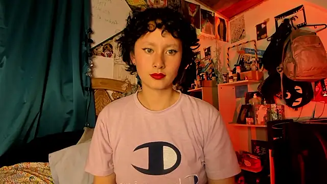 bellaa-w online show from January 15, 2026, 2:37 am