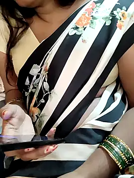 Diya 143 online show from November 3, 2025, 5:34 am