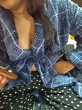 Diya 143 online show from December 17, 2025, 7:30 pm