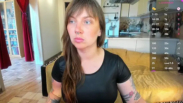 StacyTigerr online show from June 19, 2026, 8:53 am