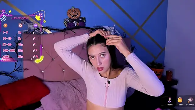 brenda moris01 online show from October 22, 2025, 9:35 pm