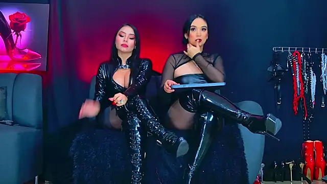 Snapshot of Amberstones chatting on November 27, 2025, 10:10 pm Amberstones online show from November 27, 2025, 10:10 pm