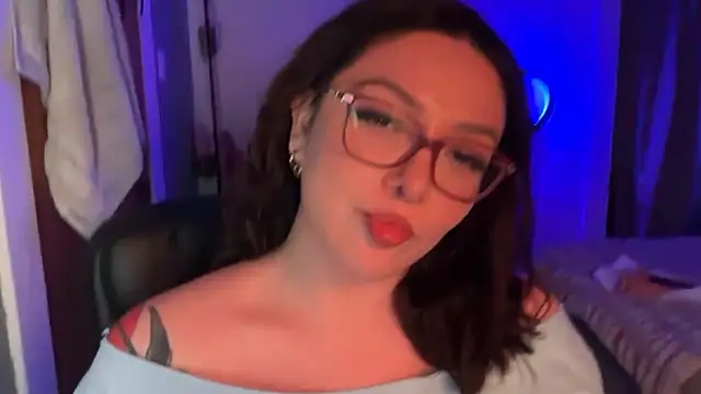 nativepumpkin95 online show from November 2, 2025, 6:18 am