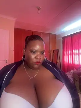 Snapshot of Michyboldy chatting on March 3, 2026, 7:37 am Michyboldy online show from March 3, 2026, 7:37 am