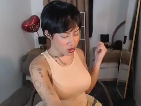 FrancineGarcia online show from June 30, 2026, 1:11 pm