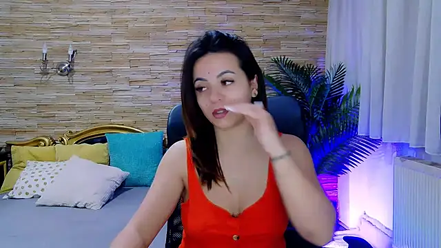 Snapshot of PlayfulElla chatting on February 24, 2025, 5:54 am PlayfulElla online show from February 24, 2025, 5:54 am