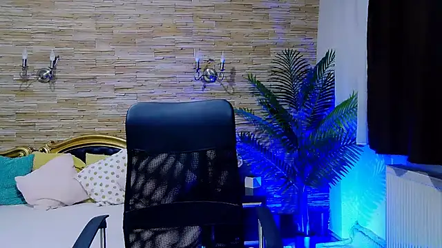 Snapshot of PlayfulElla chatting on March 22, 2025, 6:00 am PlayfulElla online show from March 22, 2025, 6:00 am