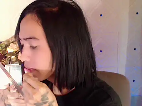 Lemonadexxx online show from February 9, 2025, 8:43 am