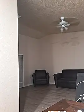 bootiebby online show from September 12, 2025, 11:48 pm