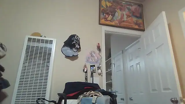 bootiebby online show from November 26, 2025, 7:08 am