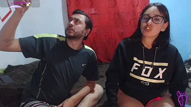 Snapshot of party2col chatting on December 18, 2024, 3:33 pm party2col online show from December 18, 2024, 3:33 pm