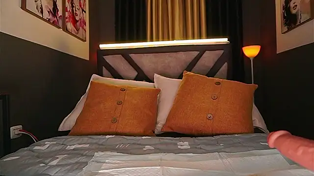 Snapshot of Emilyjhonson_01 chatting on March 23, 2026, 1:11 pm Emilyjhonson 01 online show from March 23, 2026, 1:11 pm