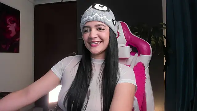 Emilyjhonson 01 online show from July 15, 2026, 1:51 pm