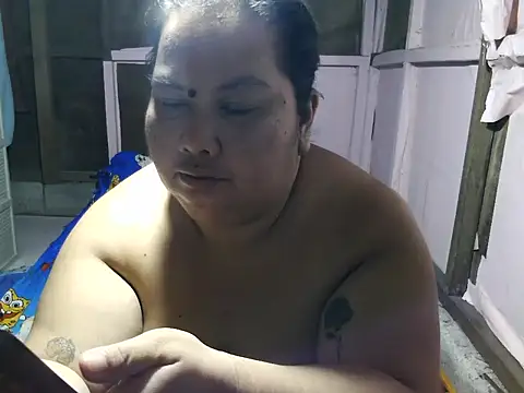 xxbigboootyxx online show from October 13, 2025, 1:29 am