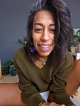 Goldenlace online show from February 18, 2026, 11:06 am