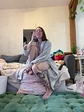 Snapshot of Daisy_Michto_Officiel chatting on January 23, 2025, 4:26 pm Daisy Michto Officiel online show from January 23, 2025, 4:26 pm