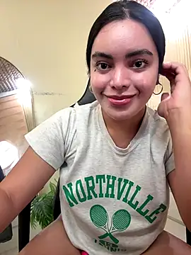 HotstuffCherrySummer online show from October 28, 2025, 8:02 am