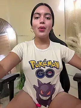 HotstuffCherrySummer online show from December 20, 2025, 8:06 am