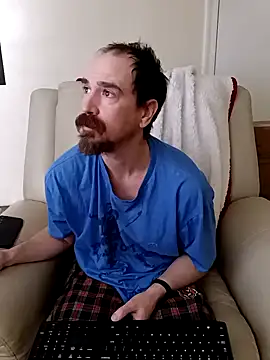 Armpitshaver online show from January 8, 2025, 2:46 pm