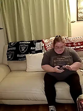 Armpitshaver online show from December 17, 2024, 1:18 am