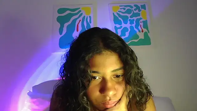 dark enchantress  online show from March 15, 2026, 1:01 am