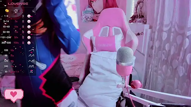 mia kawaii05 online show from December 8, 2024, 10:14 pm