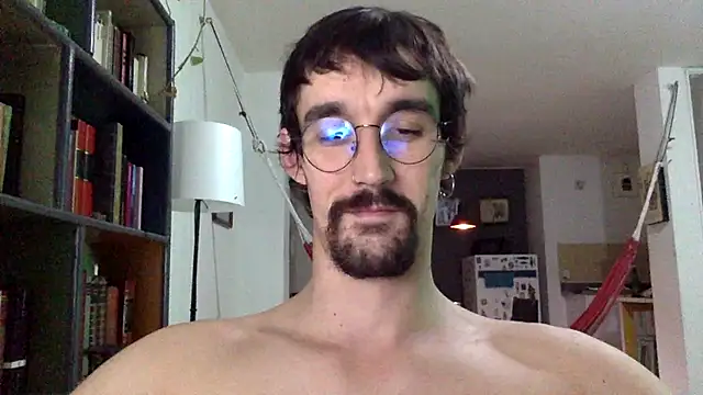 fazzbinderr online show from October 9, 2025, 4:02 am