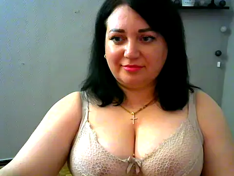 Snapshot of AmanaGi chatting on January 10, 2025, 12:47 pm AmanaGi online show from January 10, 2025, 12:47 pm